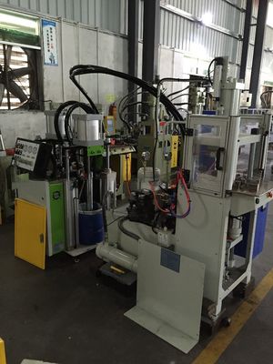 ISO9001 LSR インジェクション鋳造機 55T液体シリコンゴムインジェクション鋳造機