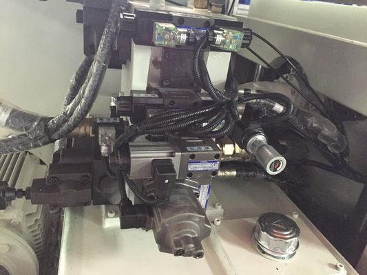 1 エジェクタール JINTONG 120 トンの注射鋳造機 垂直注射