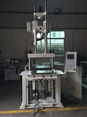 精密 / 正確な生産のための精密 45T垂直プラスチック注射鋳造機