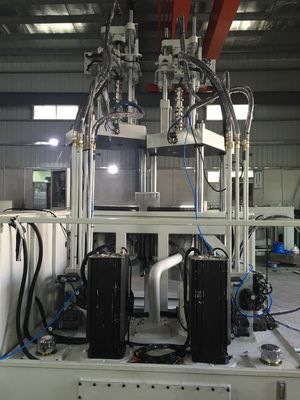 400mmオープンストロークセンターターレット 2色プラスチック注射鋳造機 240T JTT2V3R-2400