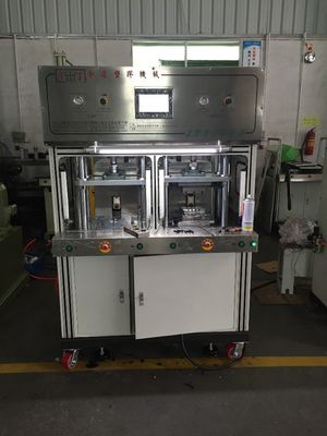 240mm マックス オープン デイライト 低圧注射鋳造機 JTT-200 エジェクタ力 8kN