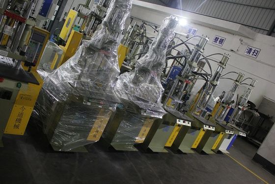 水力用デスクトッププラスチック注射鋳造機 テーバー間の距離260mm